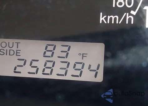 2005 Toyota Corolla Le из США, поврежденный, VIN 2T1BR32E35C552324